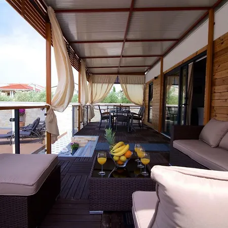 Tomica With Pool Biograd Na Moru