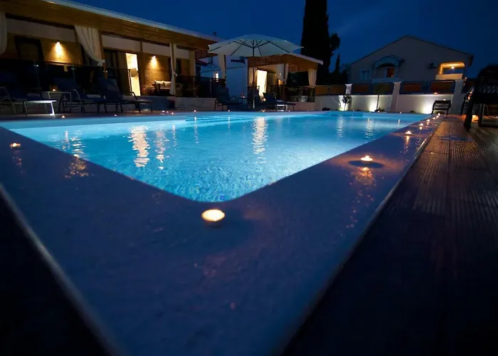 Apartman Tomica With Pool *